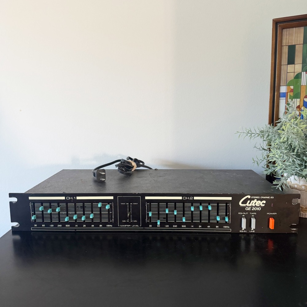 Vintage Cutec GE 2010 Stereo Graphic Equalizer Japan 1980s EQ Powers on Untested